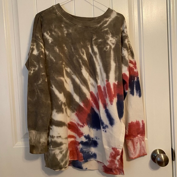 NWOT Tie-Dye Oversized Sweatshirt - Picture 1 of 4